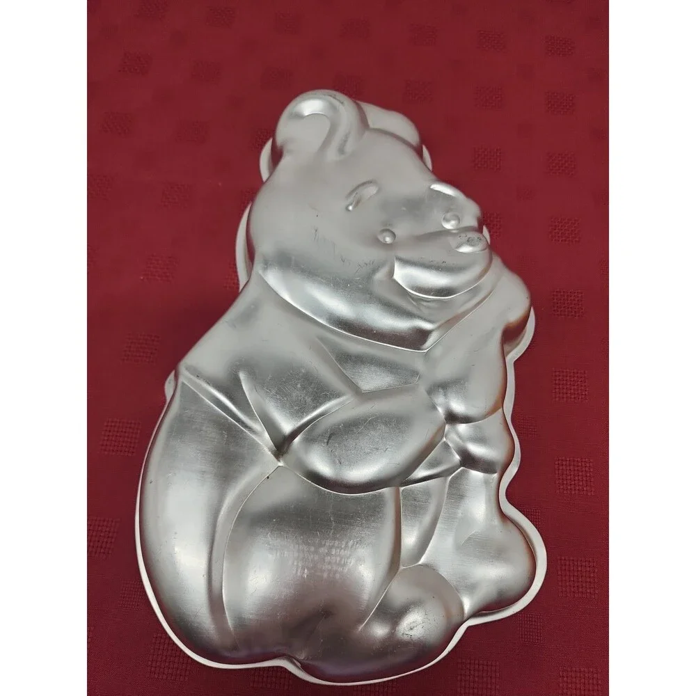 Vintage 1976 Wilton Winnie The Pooh Cake Pan/Mold Original Paper Insert 2105-379